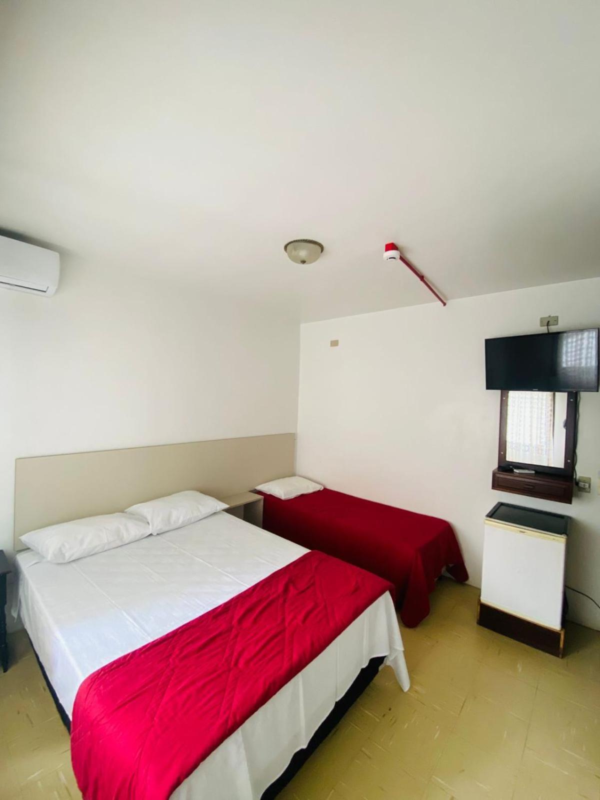 Vitoria Torres Hotel ภายนอก รูปภาพ
